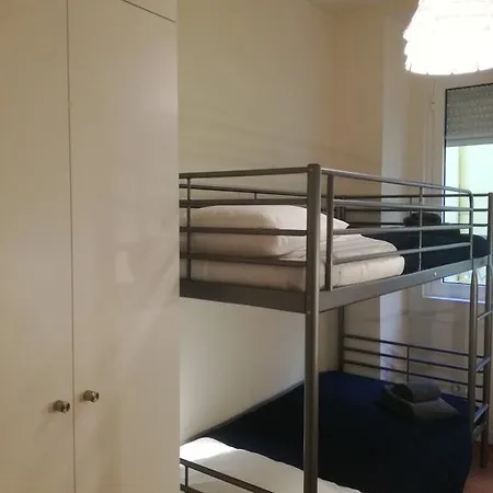 Lxroller Premium 3* Лісабон